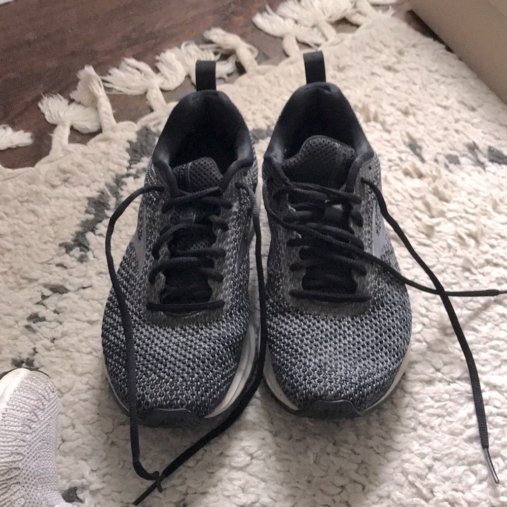 Brooks sneakers
